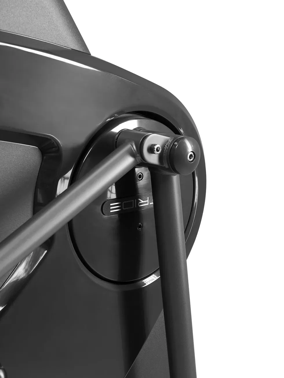 STRIDE | Frontbetriebener Crosstrainer